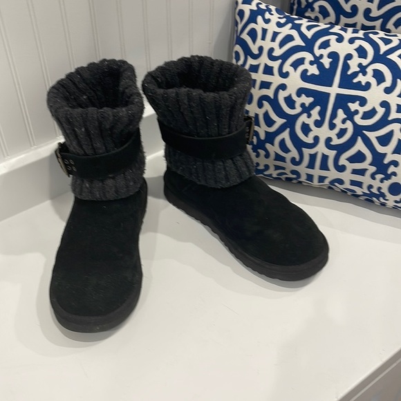 Ugg Australia Cambridge Suede Knit Shaft Boots - Picture 3 of 7